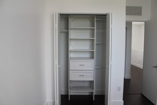 Building Photo - 2630 NE 213th St