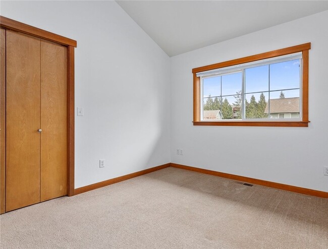 Building Photo - Spacious 3-Bedroom Condo/Townhome in Peaceful Cordata Neighborhood