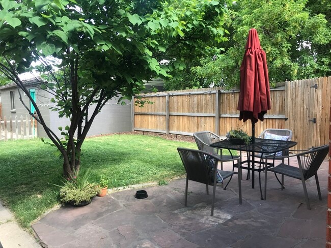 Building Photo - 2326 Lowell Blvd