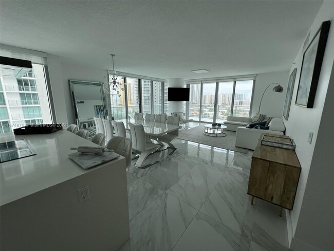 Building Photo - 330 Sunny Isles Blvd