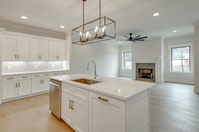 Building Photo - 9690 Dutton Ln