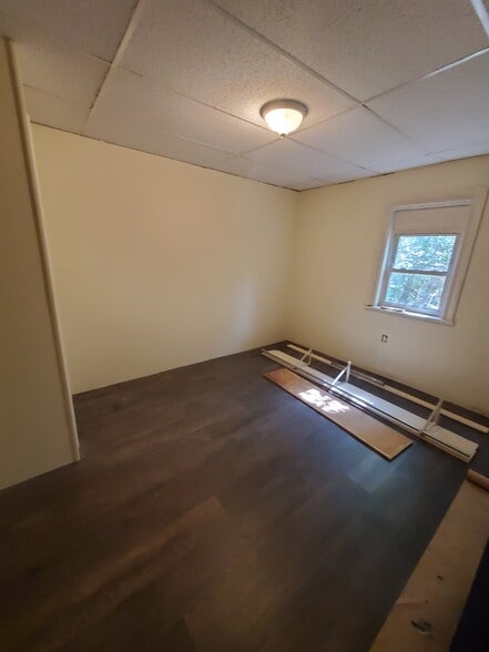 Building Photo - 122 Highland Dr
