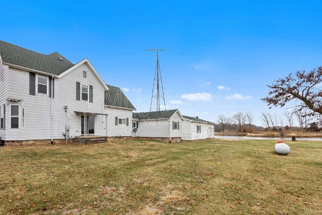 Building Photo - 4979 N 550 E