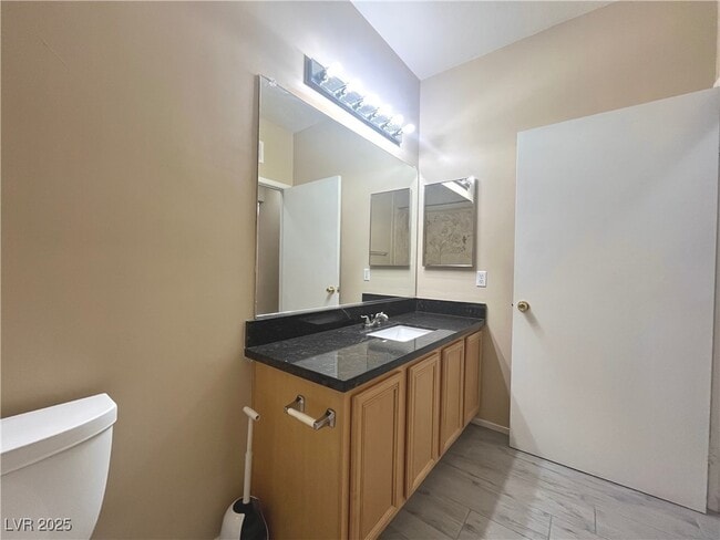 Building Photo - 673 Peachy Canyon Cir