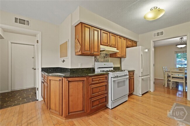Building Photo - 609 Indigo Cir