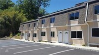 Building Photo - 12 Pavilion Rd