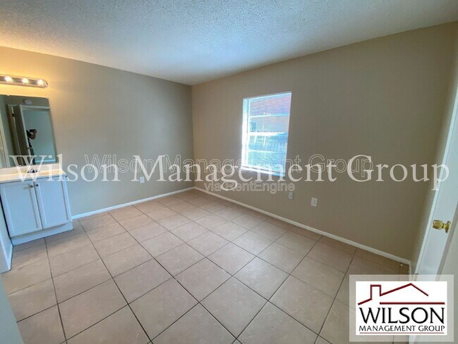 Building Photo - 5511 Lehigh Ave