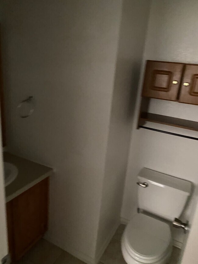 Building Photo - 2416 Jerome Dr