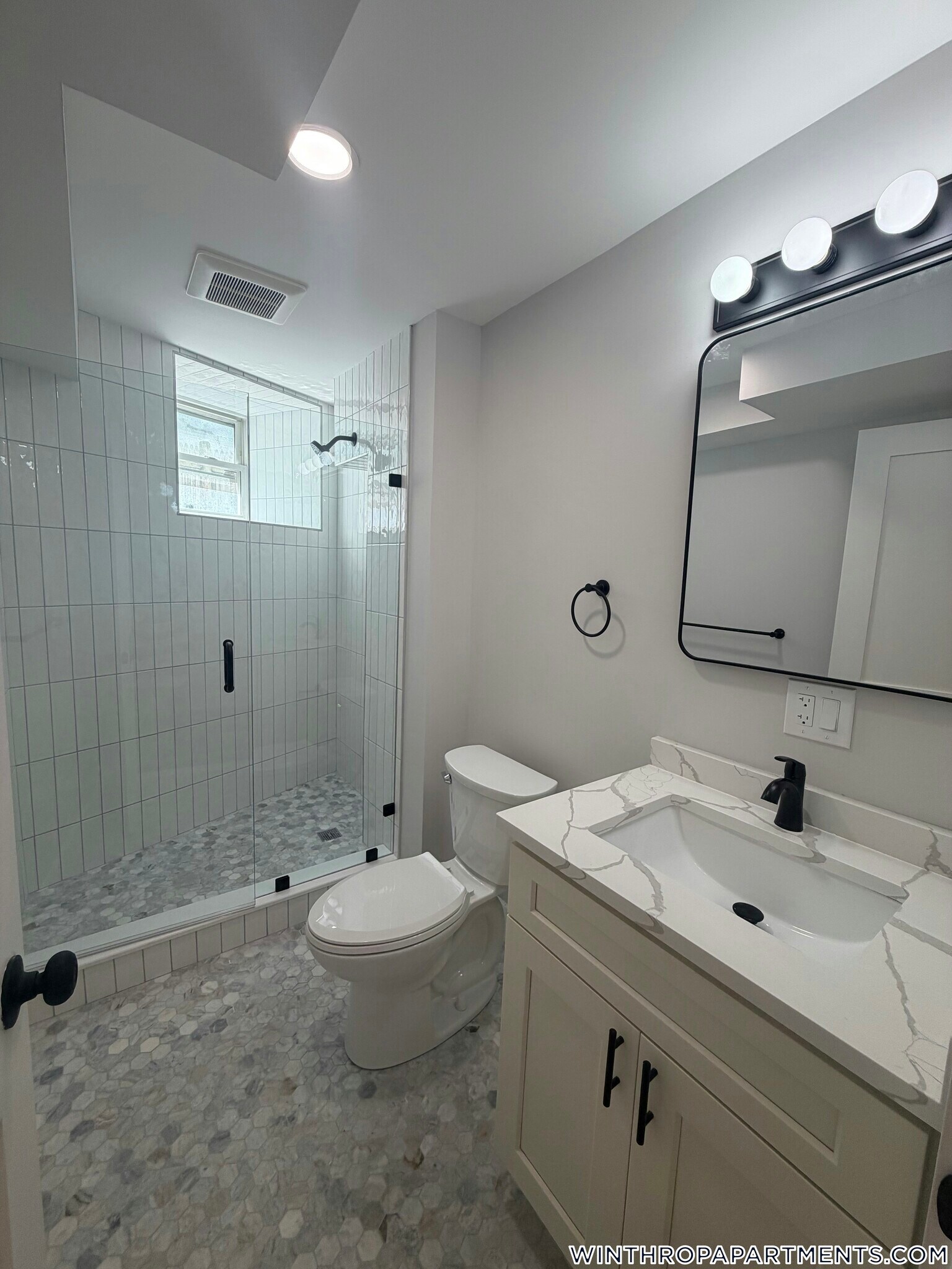 Building Photo - 90 Winthrop Shore Dr