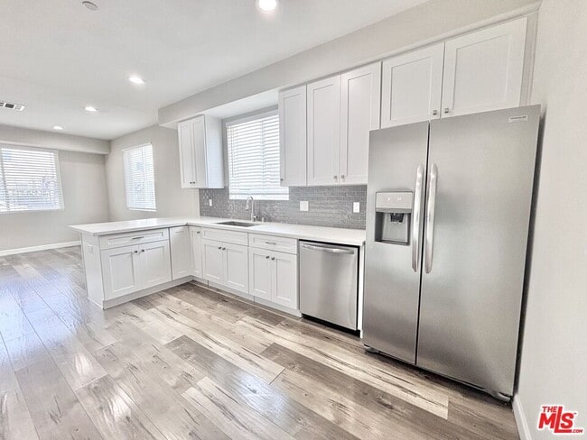 Building Photo - 14528 Killion St