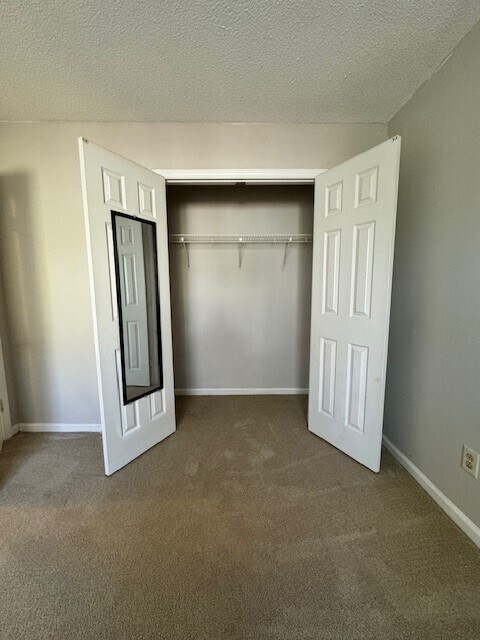 Building Photo - 7426 Barn Stone Dr