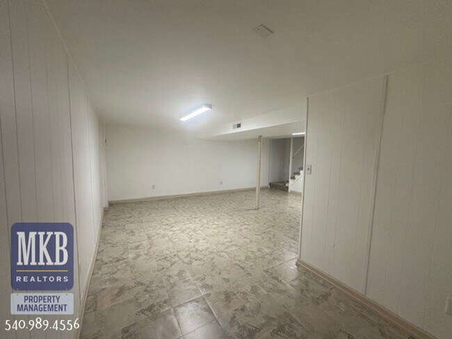 Building Photo - 3 Bedroom in Vinton