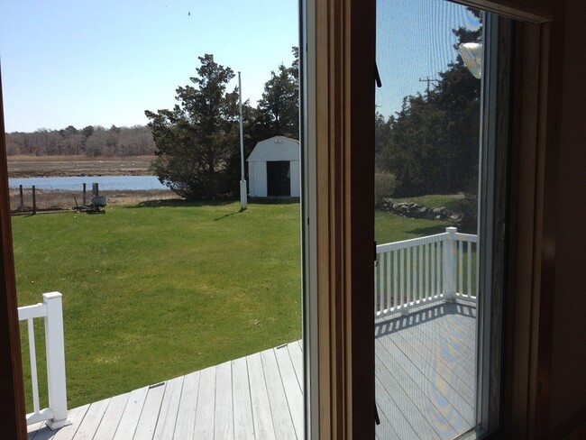 Building Photo - 79 Mattapoisett Neck Rd