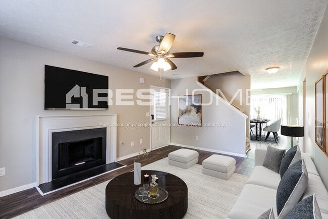Building Photo - 770 Brittany Ct