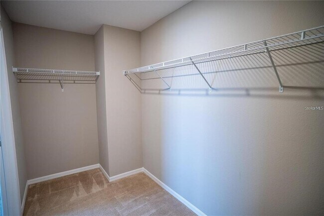 Building Photo - 131 Primrose Dr