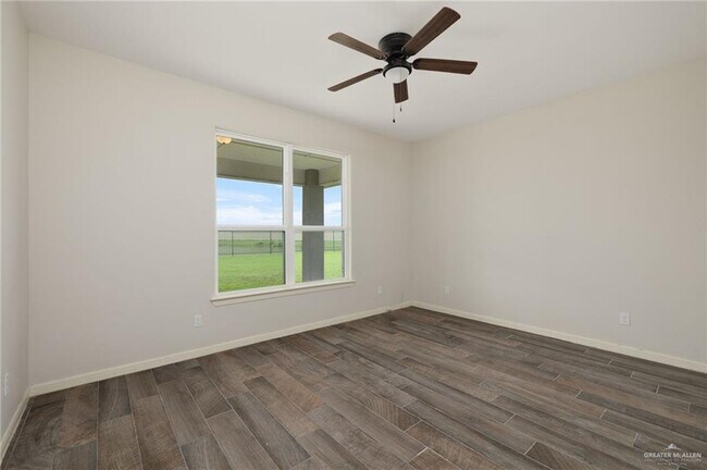 Building Photo - 4628 Estancia Pkwy
