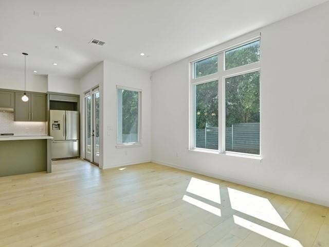 Building Photo - 2506 Sutherland St