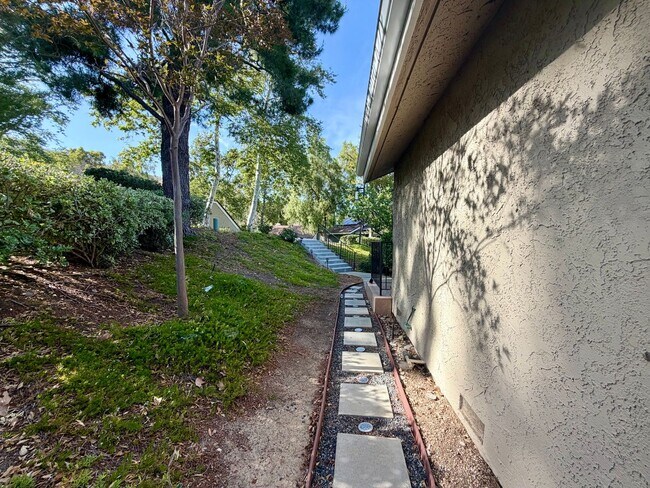 Building Photo - 5708 Camelia Ln