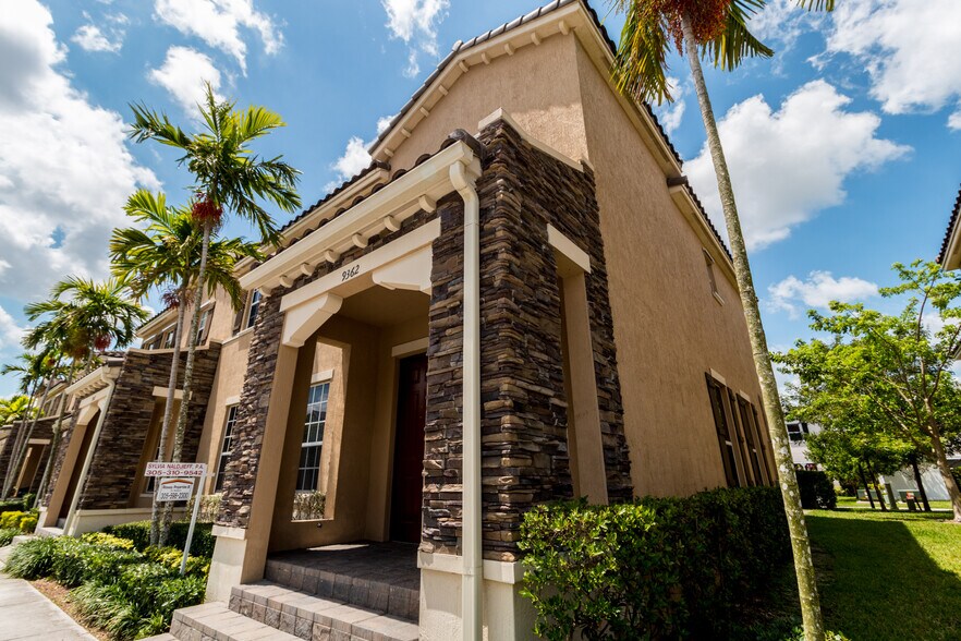 Building Photo - 9362 SW 171st Ave