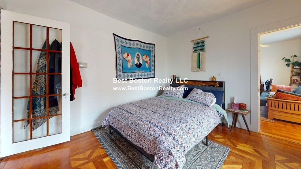 Building Photo - 101 Mills St