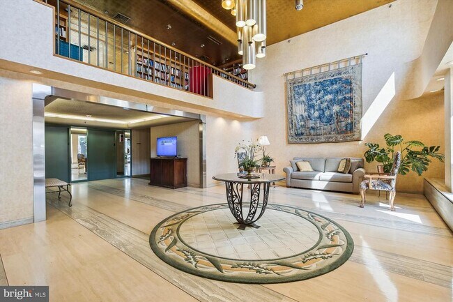 Building Photo - 1016 S Wayne St