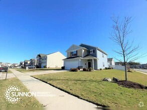 Building Photo - Charming 4 Bed, 3 Bath Home Corner Lot in ...
