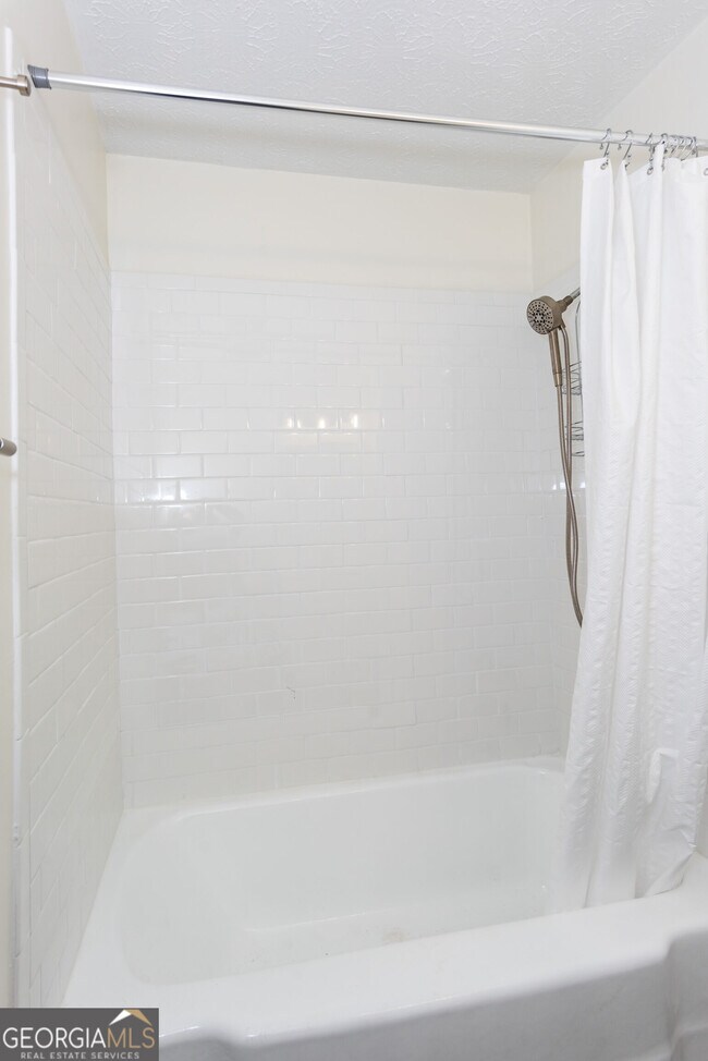 Building Photo - 6551 Bussell Way