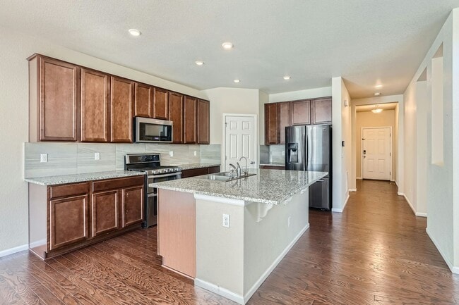 Building Photo - 15904 E Otero Cir