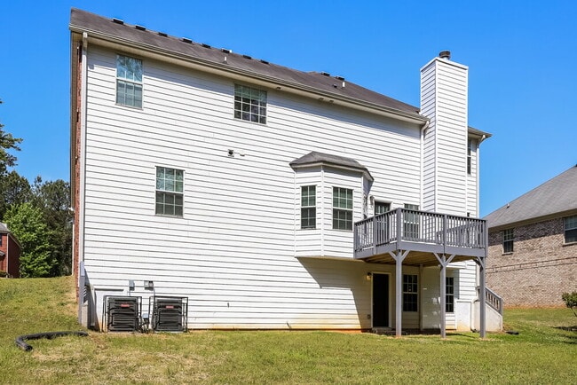 Building Photo - 162 Gabion Loop
