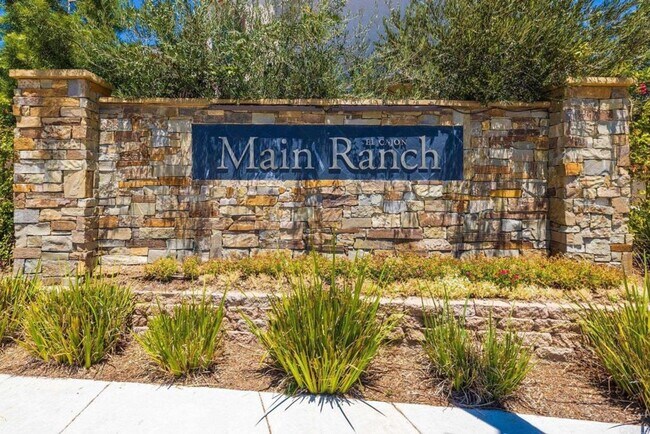 Building Photo - NEWER 3BD/2.5BA Home in desired Main Ranch Development in El Cajon!