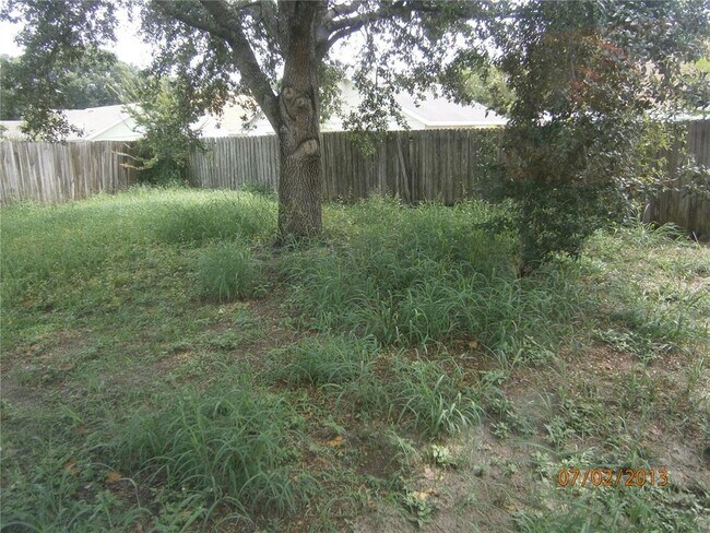 Building Photo - 3723 Narroline Dr