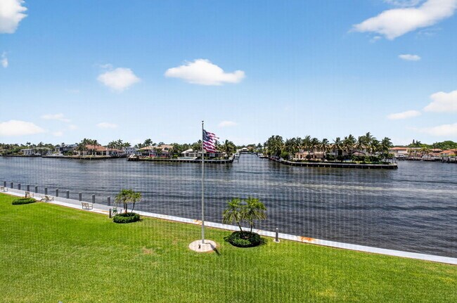 Building Photo - 3100 S Ocean Blvd