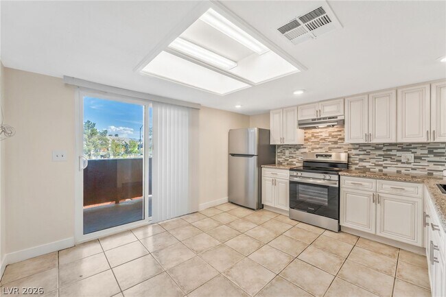 Building Photo - 6224 Yerba Ln