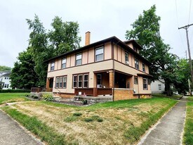 Building Photo - 331 N North St