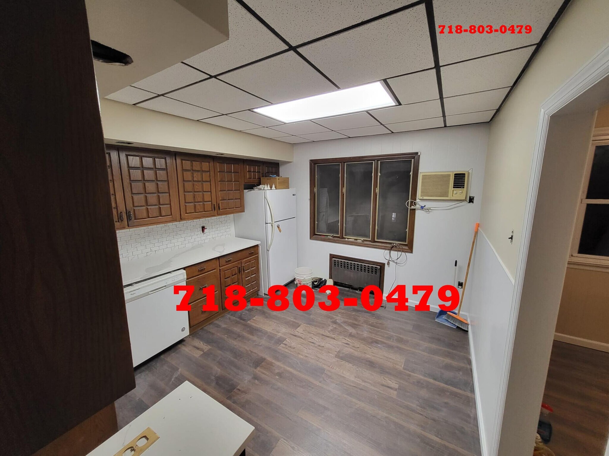 Building Photo - 97 W 54th St