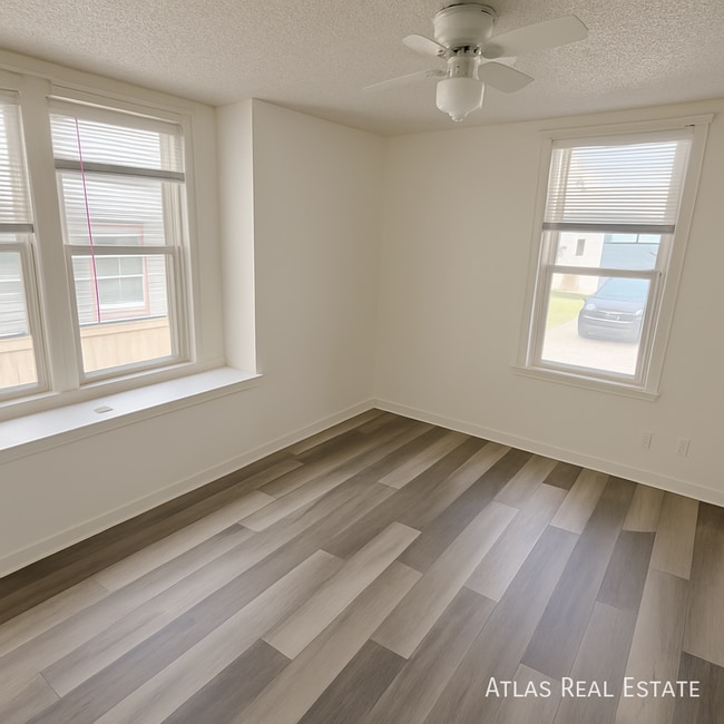 Building Photo - 1622 11th Ave