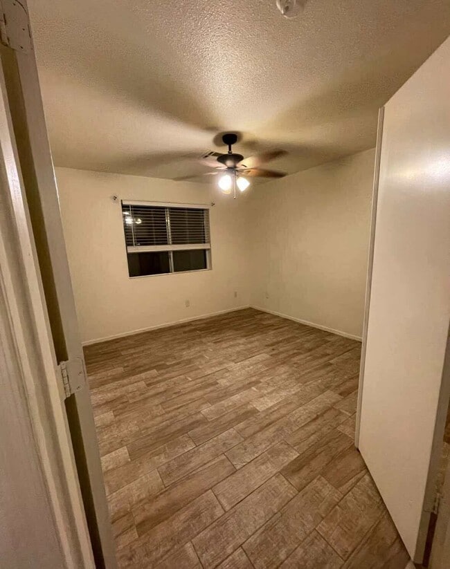 Building Photo - 8960 E 38th Ln