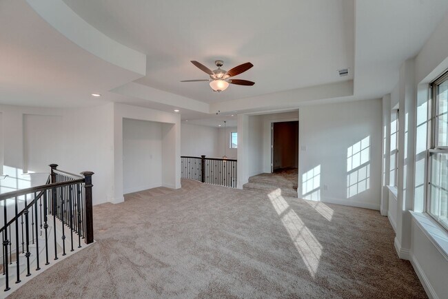 Building Photo - Must See 5 Bed 4.5 Bath in Northlake