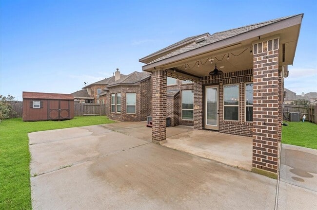 Building Photo - 31134 Pecan Creek Dr