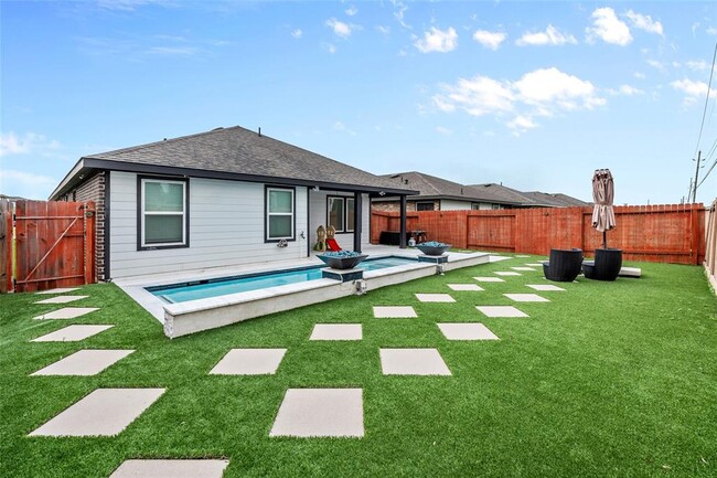 Building Photo - 7122 Telford Holw Trl