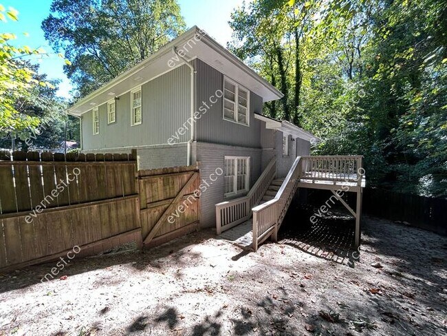 Building Photo - 120 Leathers Cir NW