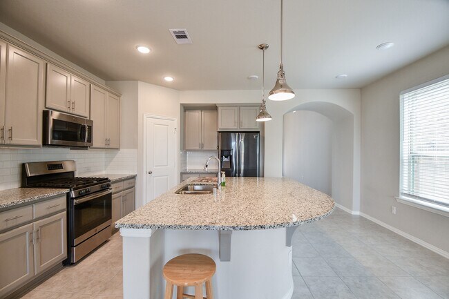 Building Photo - 15219 Stuart Bat Cave Ln