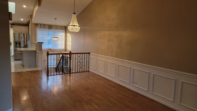 Building Photo - 2765 S Cedar Glen Dr