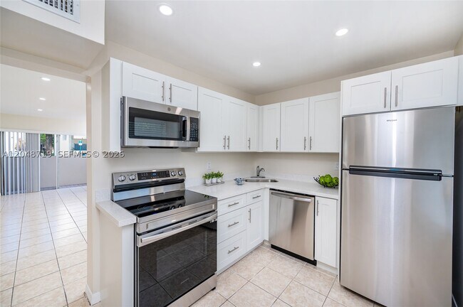 Building Photo - 7705 SW 86th St
