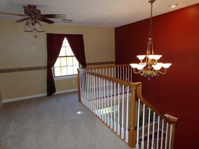 Building Photo - Beautiful 3 Bed 3.5 Bath Xenia Home!