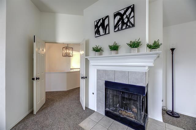 Building Photo - 12347 Red Hawk Dr