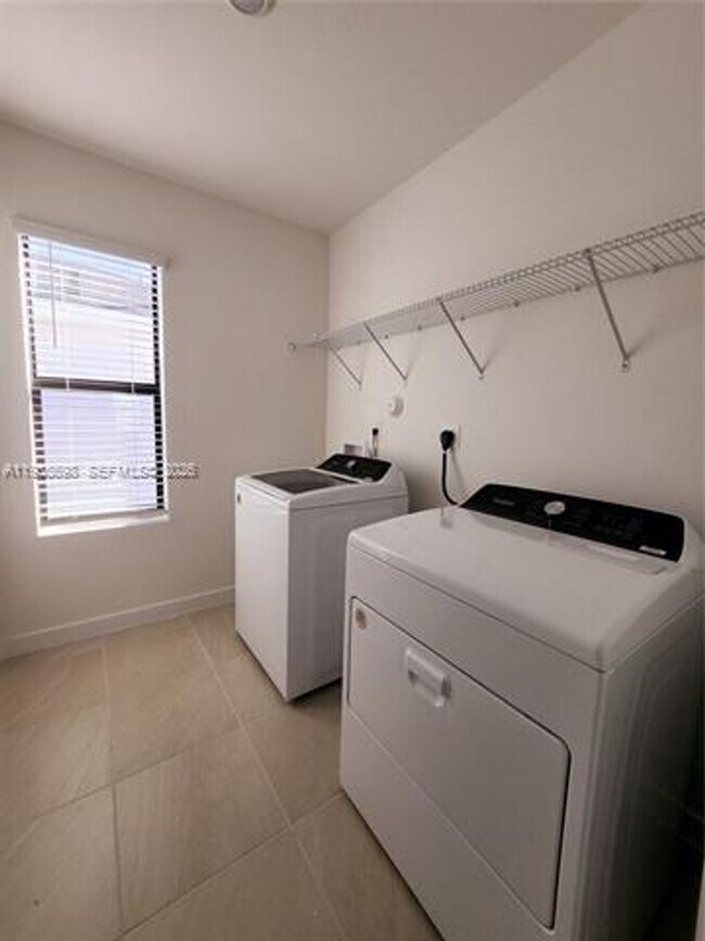 Building Photo - 12925 SW 267th St