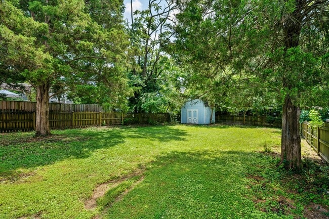 Building Photo - Totally Updated 3 Bed 1 Bath in Old West D...