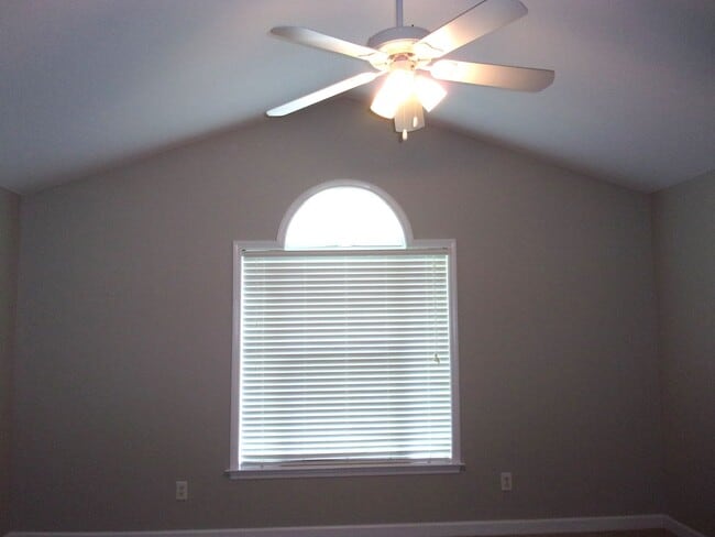 Building Photo - COMING SOON!! 3 Bedroom 2 Bath Home on over 1 Acre in York with Clover Schools