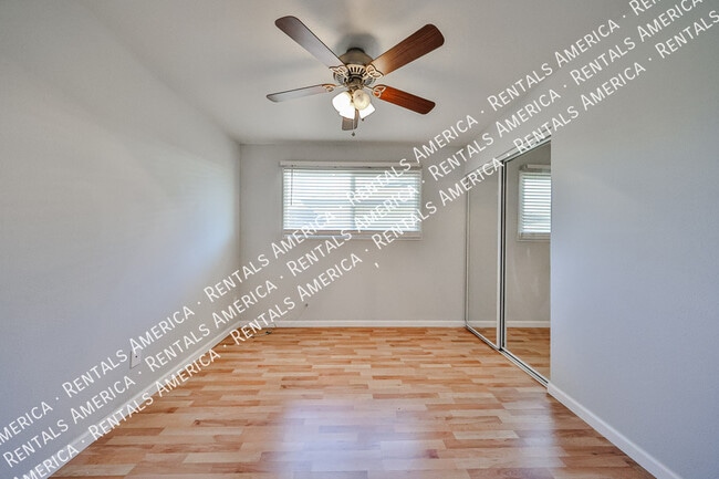 Building Photo - 3614 S Newberry Rd